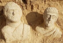 Descoberta de Cabeças Esculpidas do Período Romano Tardio em Bet Shean