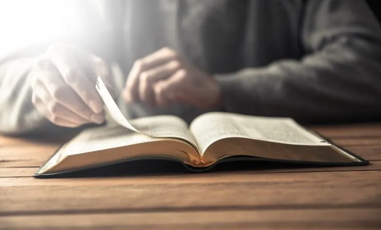 importância dos versículos comentados para sua jornada espiritual