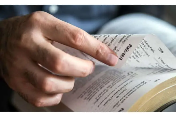 Como ler a Bíblia e entender mais facilmente