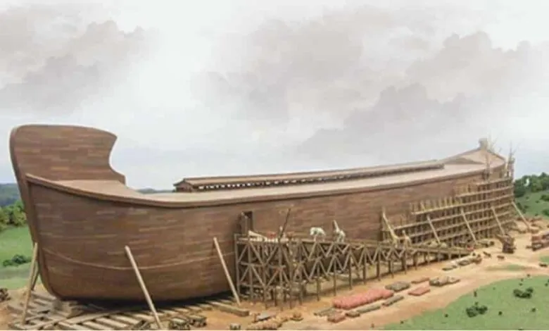 quantas pessoas entraram na arca de noé