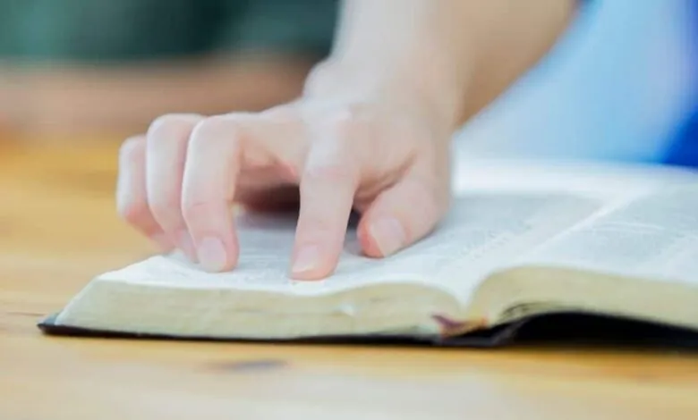 7 benefícios de ler a Bíblia em um ano