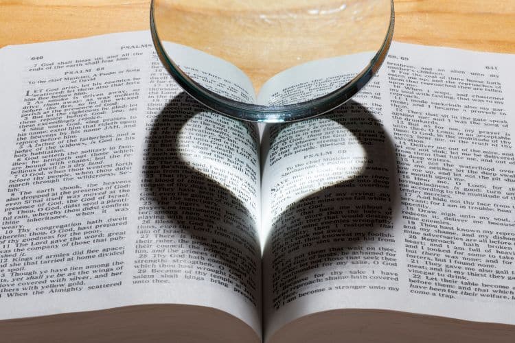 10 versículos para curar e restaurar um casamento problemático