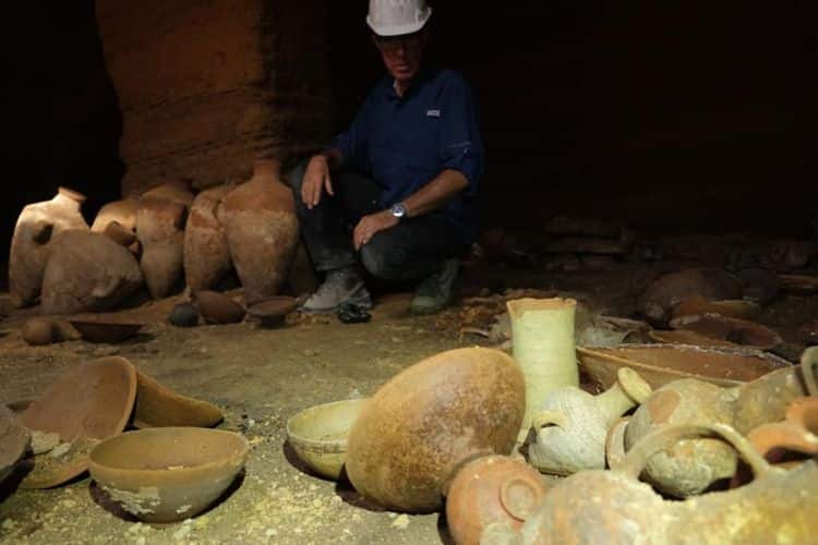 Arqueologia bíblica - descoberta de cerâmicas