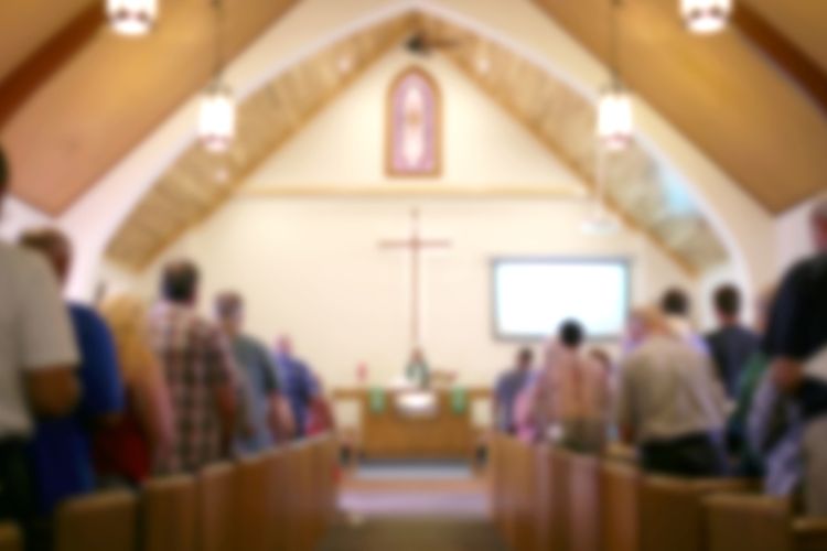 Igreja em Nebraska quita dívidas médicas para famílias