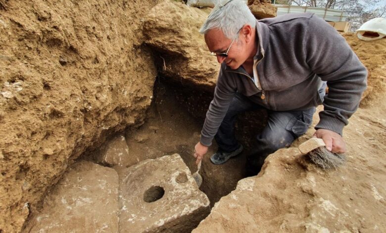 Sanita de 2700 anos descoberta em mansão real de Jerusalém