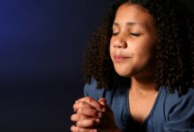 Devocional Deus está atento a tudo fique tranquilo - Salmos 145-18