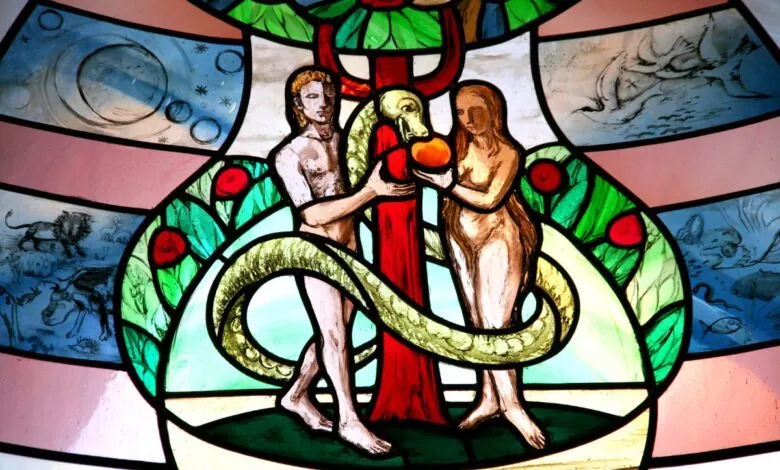 Qual foi a duração da vida de Adão e Eva no Éden antes do pecado