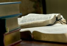 Por que há tantas traduções diferentes da Bíblia