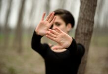 10 Versículos da bíblia sobre domínio próprio