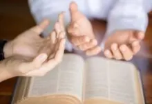 relatos que revelam o poder da oração no livro de Atos