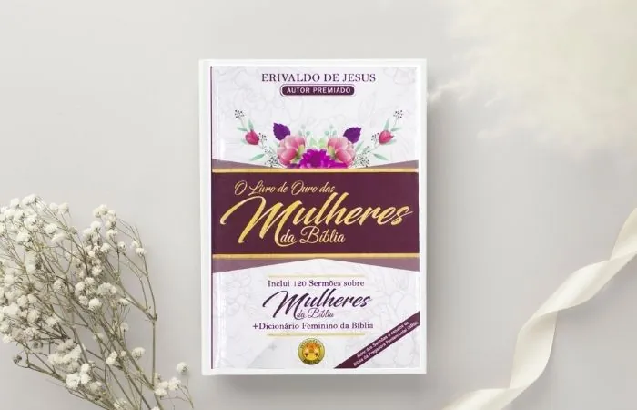 O Livro De Ouro Das Mulheres Da Bíblia - Erivaldo de JesusEsta obra é destinada não apenas às mulheres que pregam e ensinam a Palavra de Deus, mas também a todas as mulheres amantes da Bíblia, que desejam entender melhor o que as Escrituras revelam sobre as mulheres. Com 120 sermões completos sobre personagens femininas, conhecidas e anônimas, este livro oferece uma abordagem abrangente. Acompanhado de um dicionário, apresenta os nomes de todas as mulheres da Bíblia de A a Z, incluindo o significado de seus nomes, além de breves relatos bíblicos e históricos.Já ouviu alguém pregar sobre a mulher de Noé? As Filhas de Zelofeade, as primeiras mulheres na Bíblia a conquistar seus direitos? A Mulher de Tecoa, especialista em artes cênicas e dissimulada? Hulda, uma verdadeira profetisa que morava na periferia de Jerusalém? Este livro aborda essas e outras personagens femininas, proporcionando uma compreensão mais profunda e inspiradora das mulheres na Bíblia.O Livro De Ouro Das Mulheres Da Bíblia