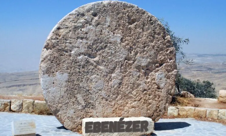 Ebenézer até aqui nos ajudou o Senhor
